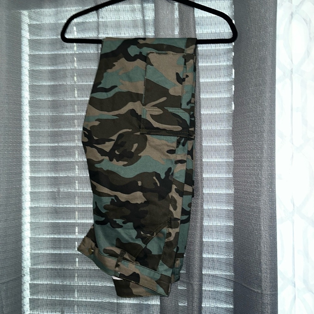 Camouflage pants size large